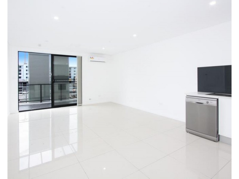 2/14-15 Junia Avenue, Toongabbie NSW 2146